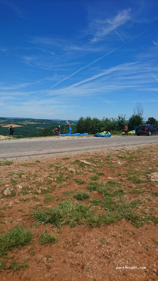(82140) Saint-Antonin-Noble-Val - D19 — foto