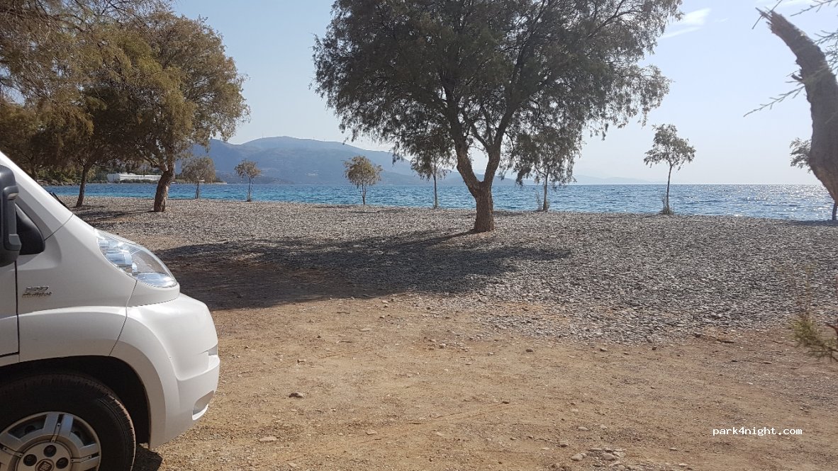 (330 58) Tolofon - Ethniki Odos Antirriou Iteas — foto 3