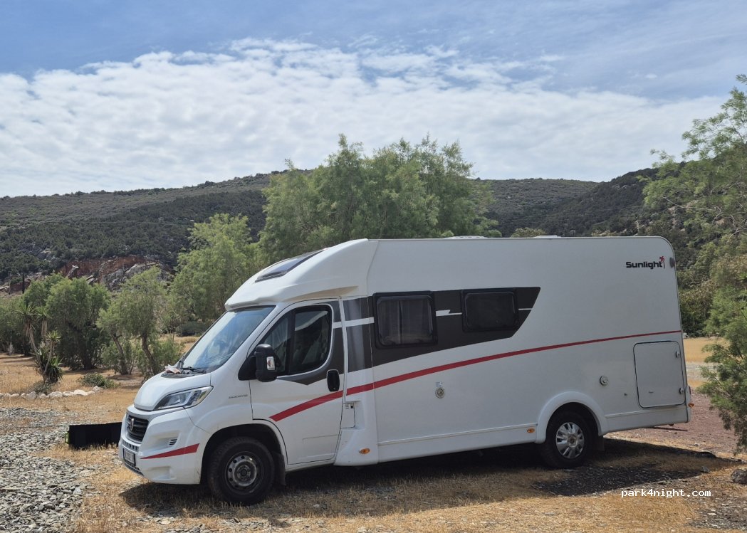 (330 58) Tolofon - Ethniki Odos Antirriou Iteas — foto 4