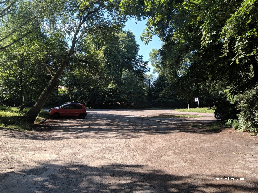 (18059) Rostock - Tiergartenallee — foto