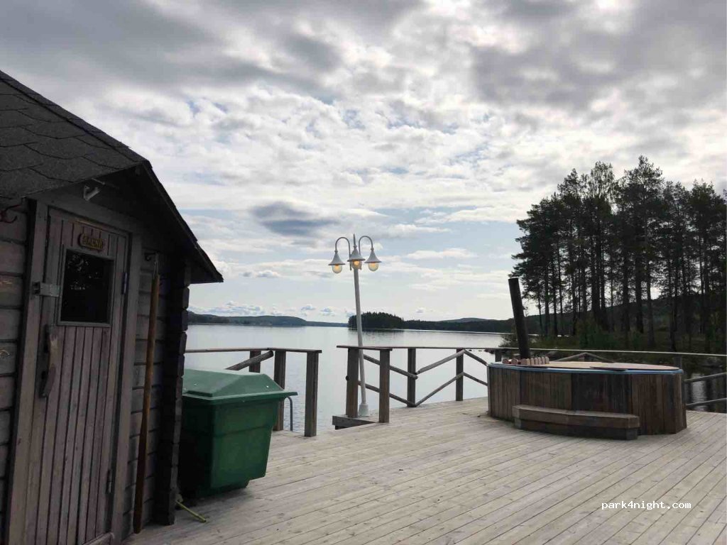 Trehörningsjö camping & stugor — foto