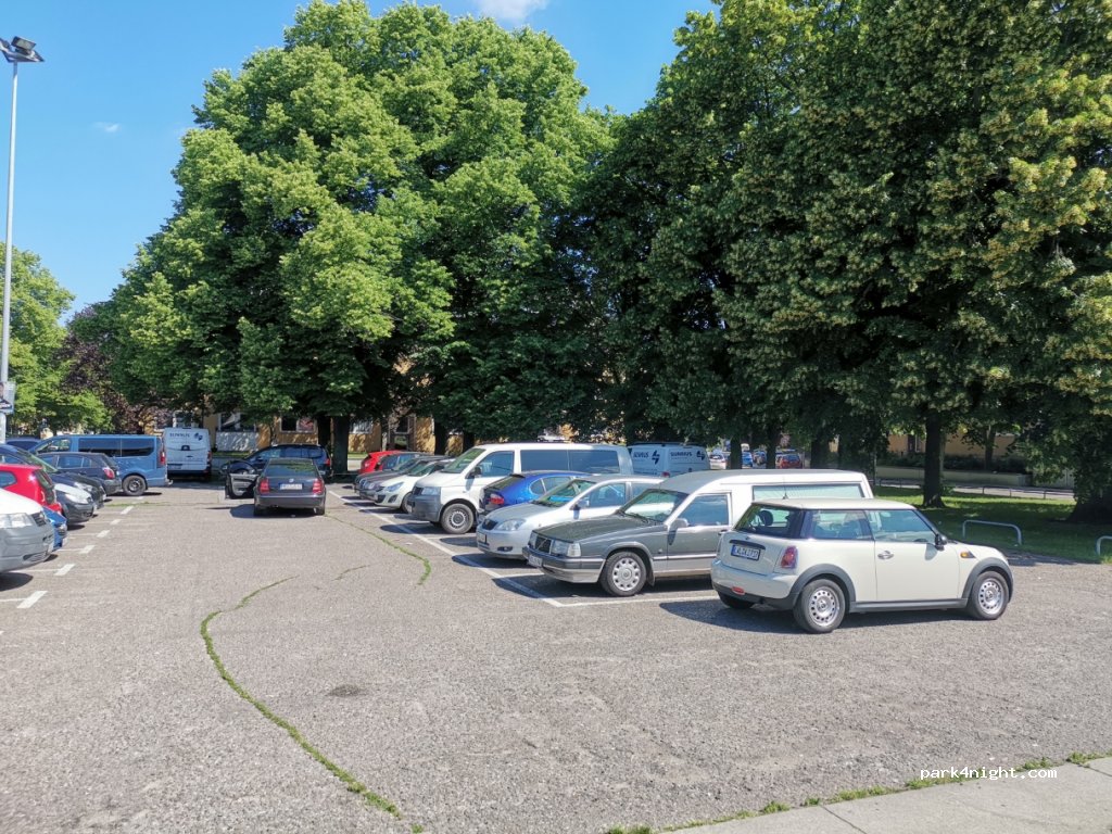 (18057) Rostock - 6 Platz der Freiheit — foto 3