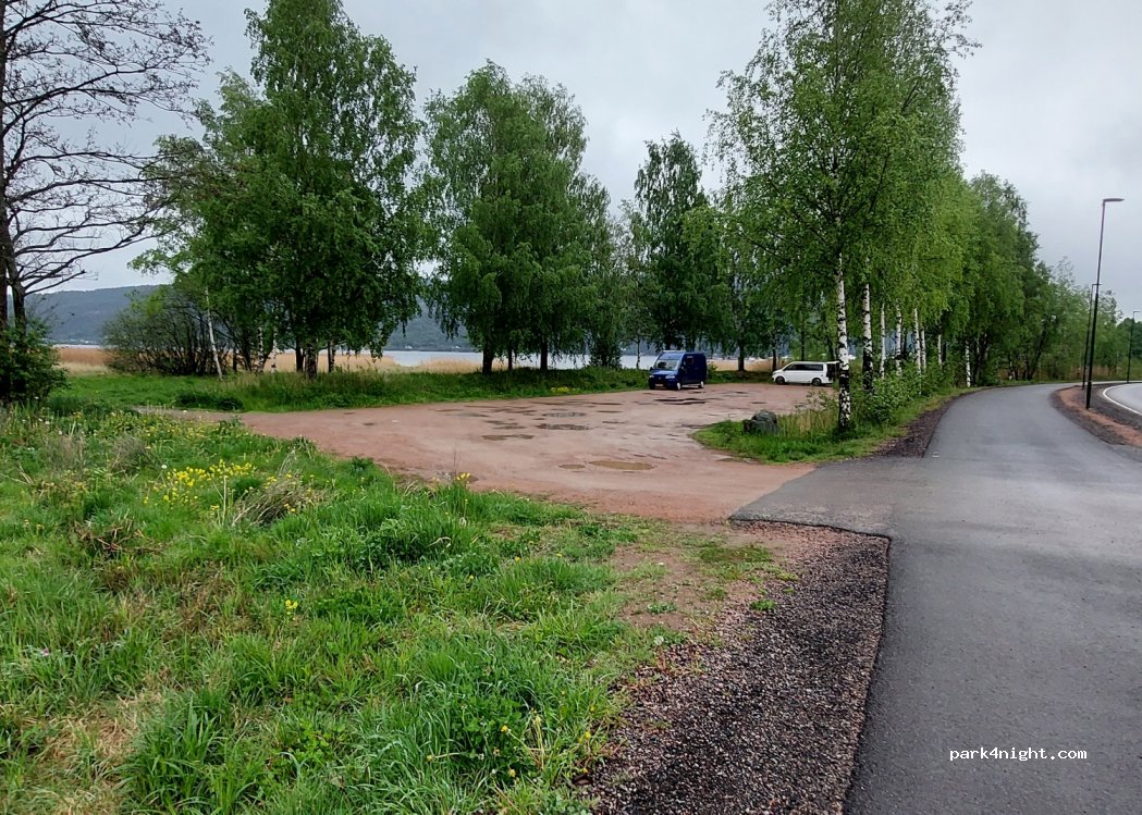 (3060) Svelvik - Bokerøyveien — foto