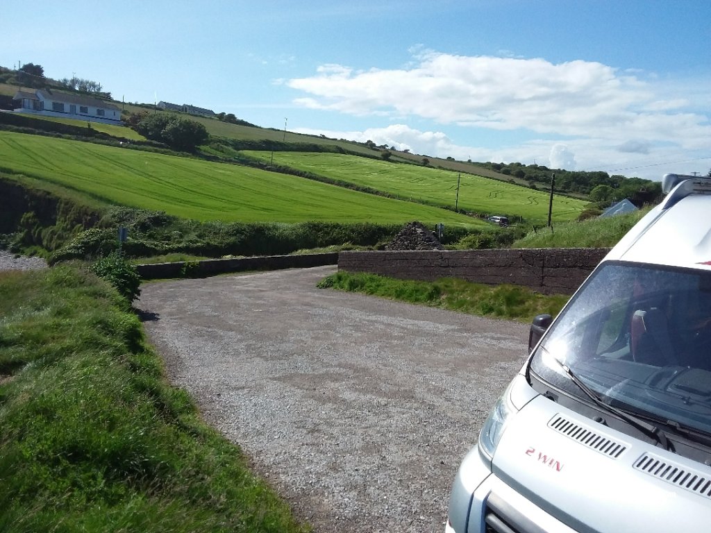 () Dooneenmacotter - Unnamed Road — foto