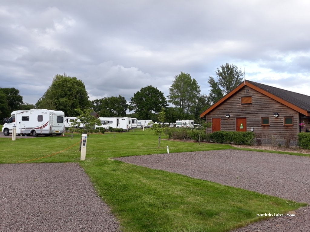 Strathclyde Country Park Caravan Club — foto