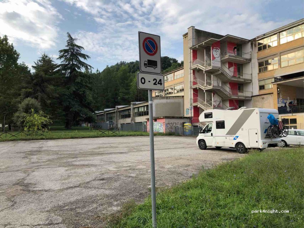 (63100) Ascoli Piceno - 23 Via III Ottobre — foto