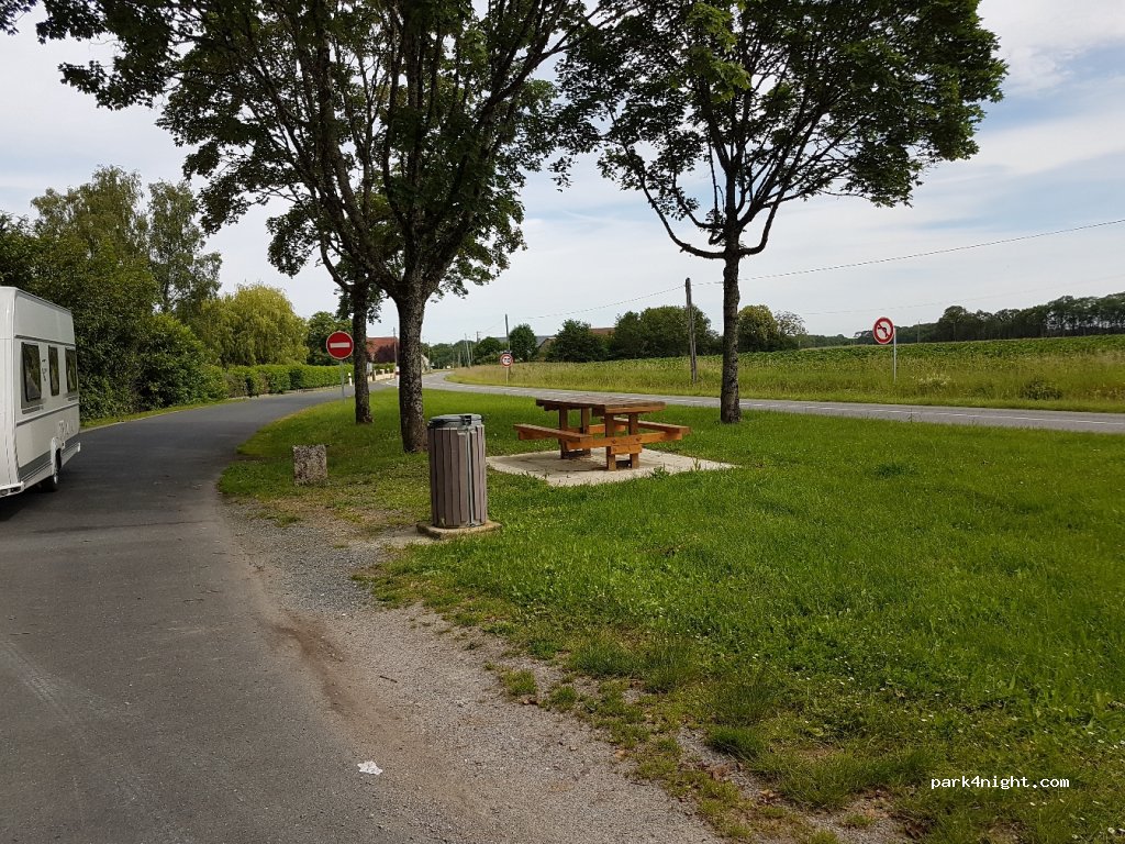 (36100) Ségry - La Pouge — foto