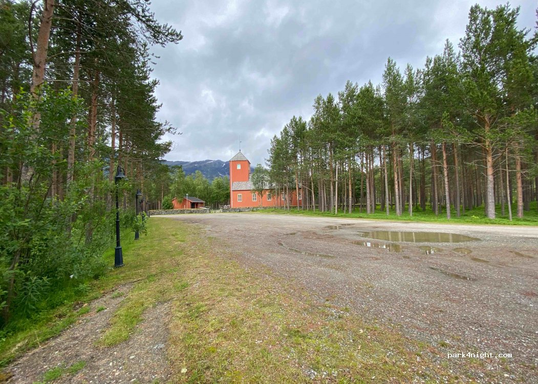 (9153) Rotsund - Unnamed Road — foto