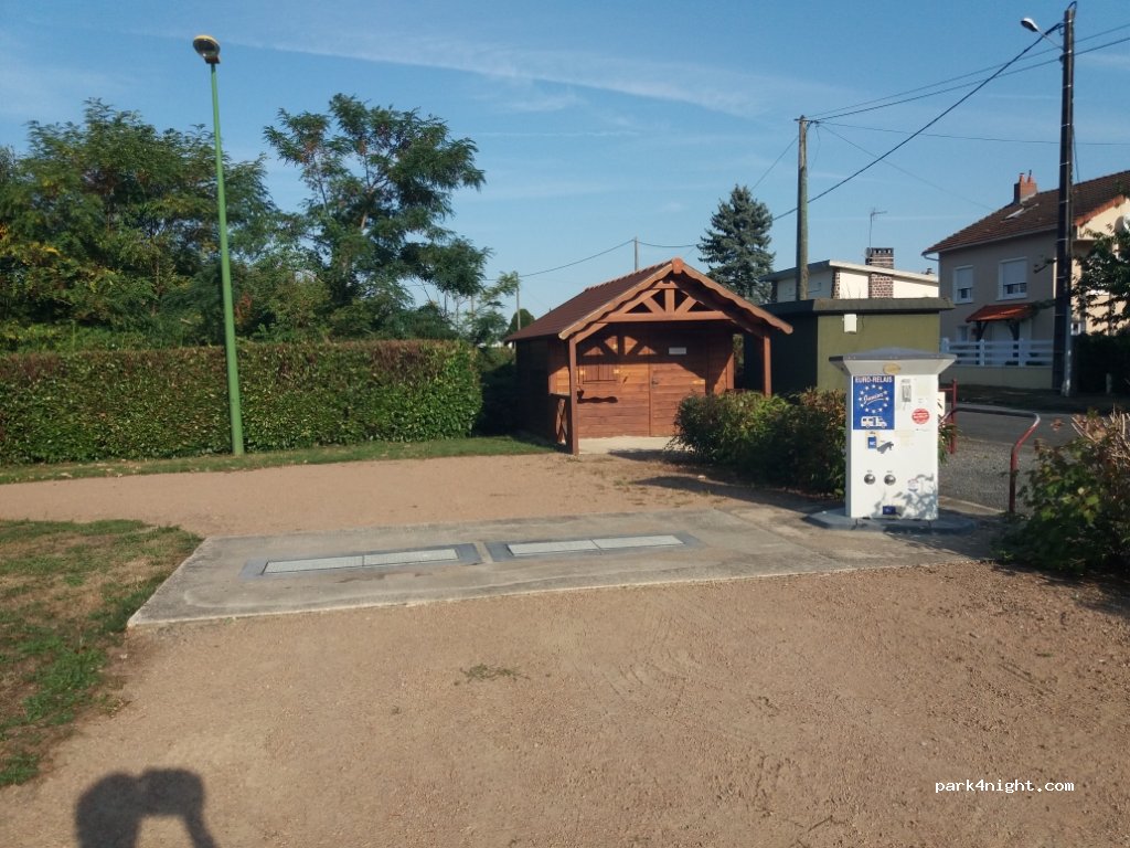 (87150) Cussac - 20-22 Rue du 8 Mai 1945 — foto 2