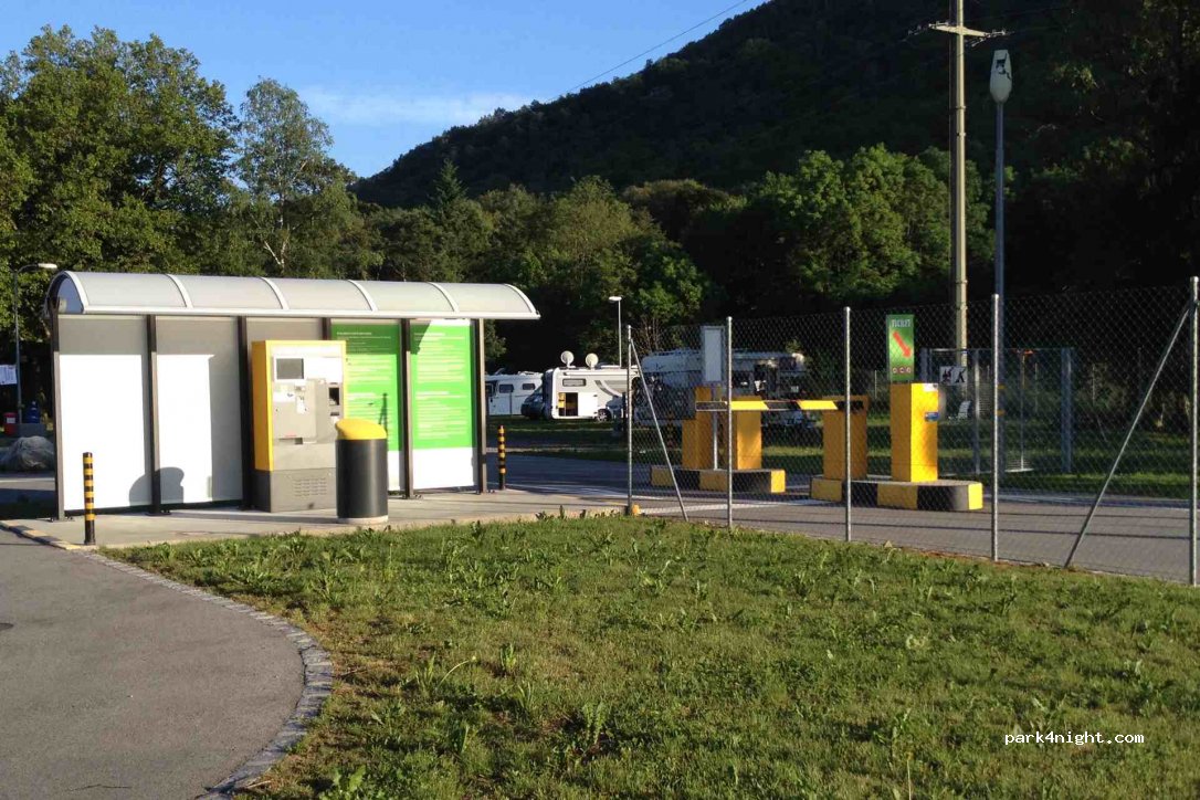Area Sosta Tamaro — foto