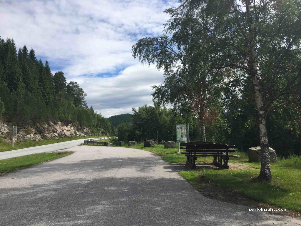 (6687) Valsøyfjord - E39 — foto
