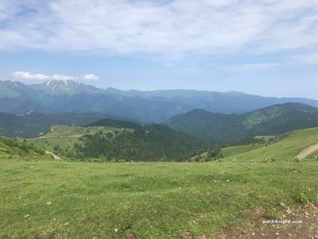 ()  - Kutaisi-Baghdati-Abastumani-Benara — foto