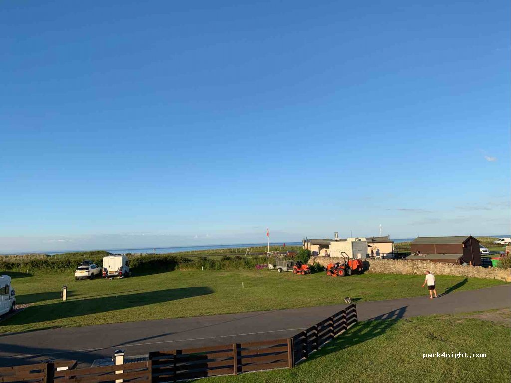 Beadnell Bay Camping and Caravanning Club Site — foto