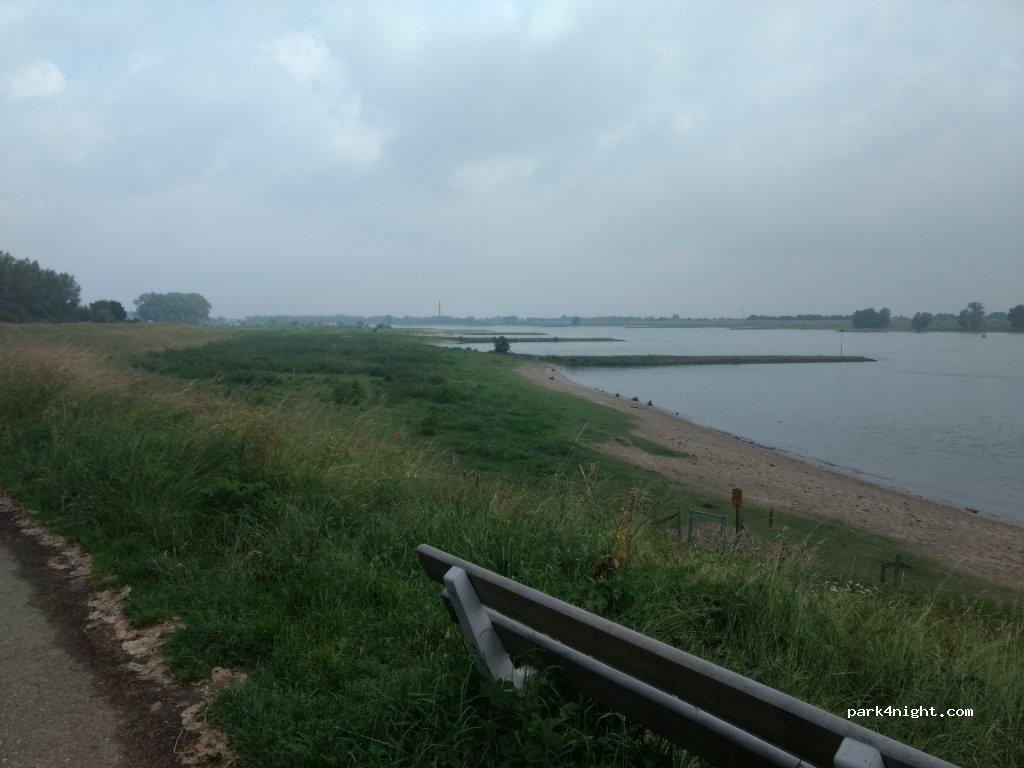 (6576 JW) Ooij - 34 Erlecomsedam — foto 2