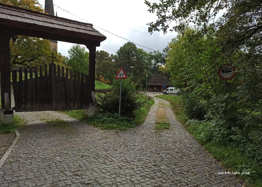 (DJ182C) Șurdești - Unnamed Road — foto 3