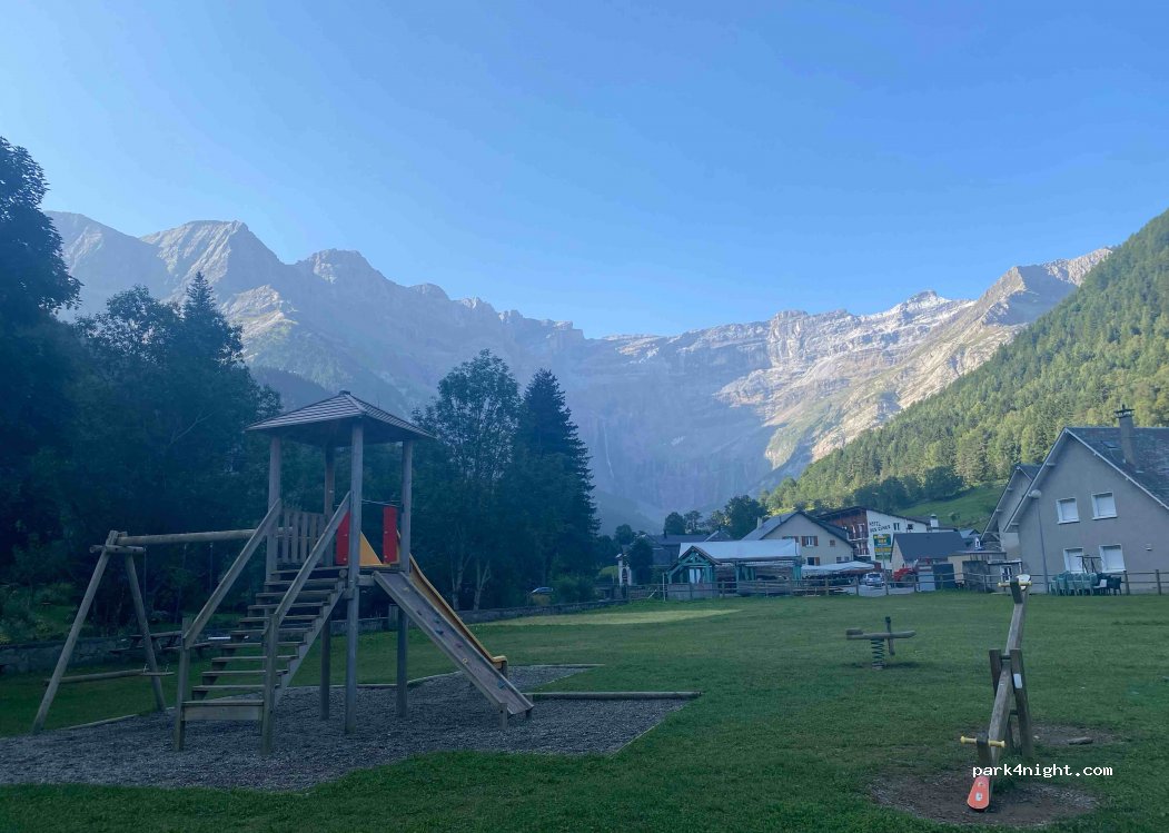 (65120) Gavarnie - Le Village — foto