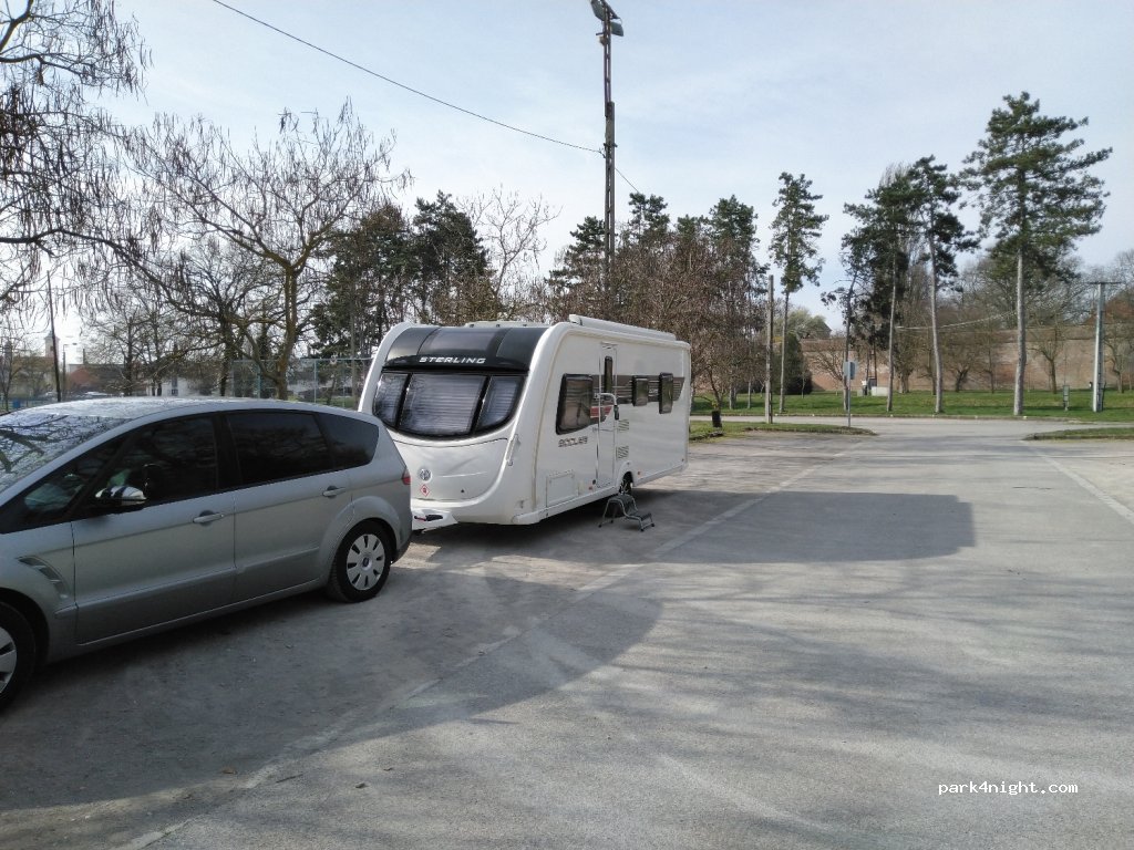 (7900) Szigetvár - 2 Alapi Gáspár utca — foto 2