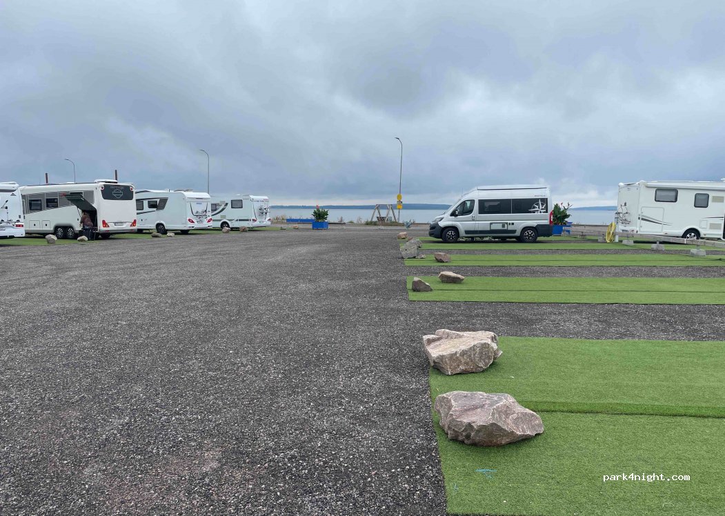 Ställplats i yttre hamnen — foto 3