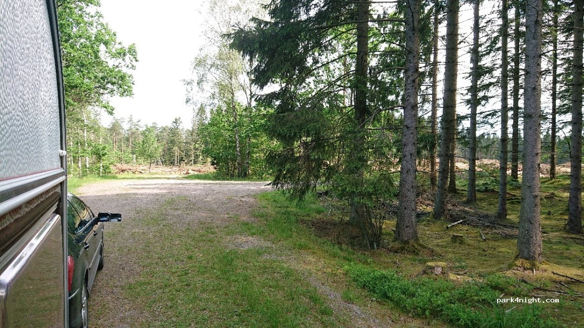 (312 52) Knäred - Unnamed Road — foto
