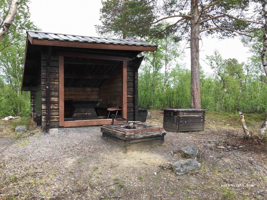 (981 99) Kiruna - Unnamed Road — foto 2