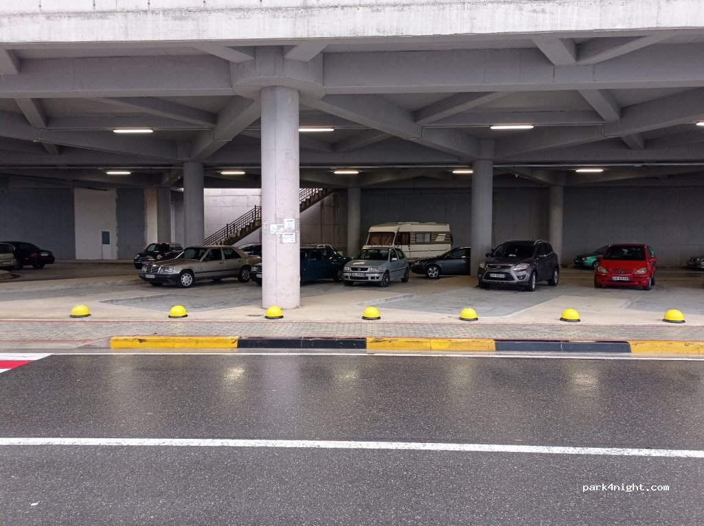 () Krujë - Rruga Donika Kastrioti — foto