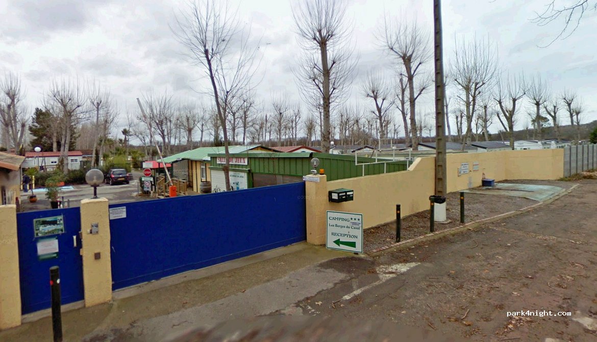 Camping les Berges du Canal*** — foto