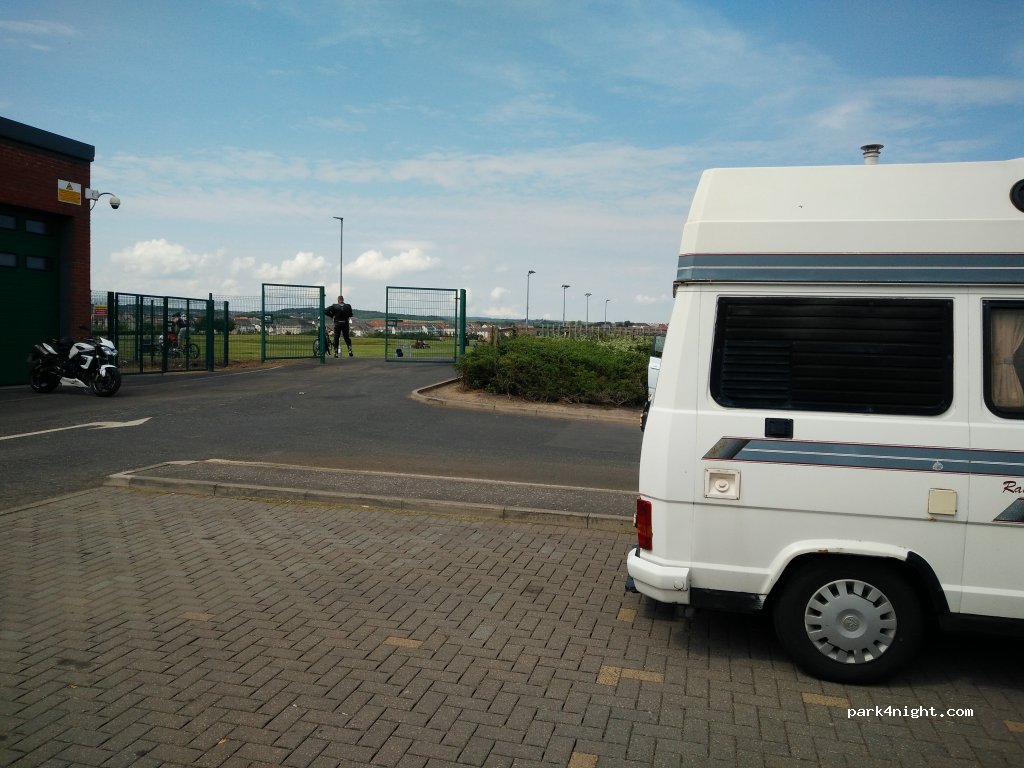 (KY11 8LW) Dunfermline - Nightingale Pl — foto 3