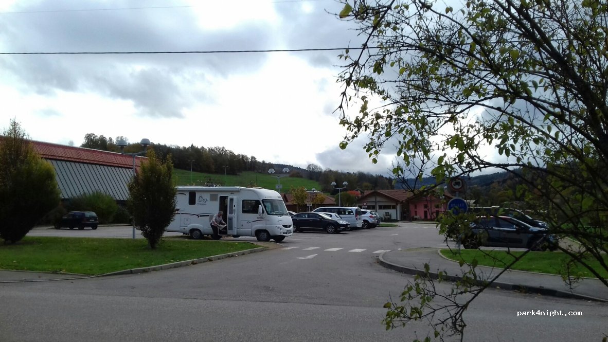 (88520) Ban-de-Laveline - 8-12 Rue du Stade — foto 2