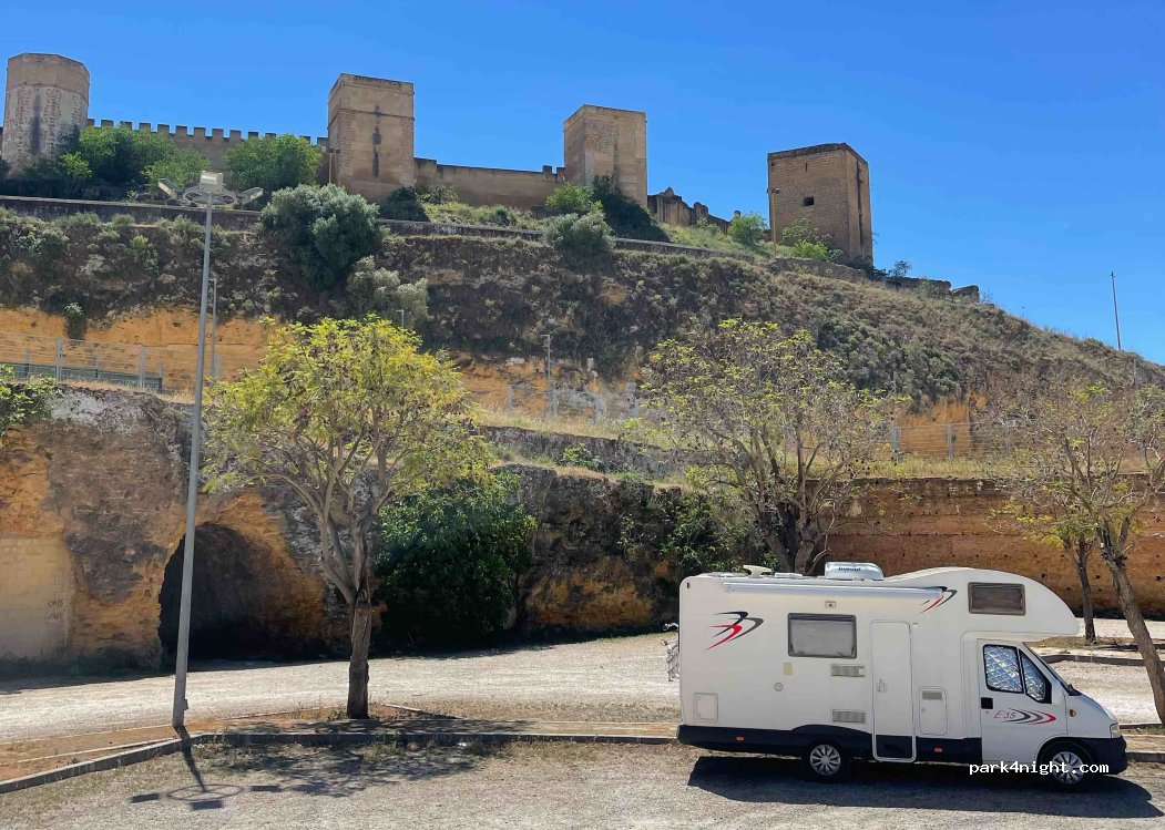 (41500) Alcalá de Guadaíra - 9 Carretera Sevilla Alcalá — foto 3