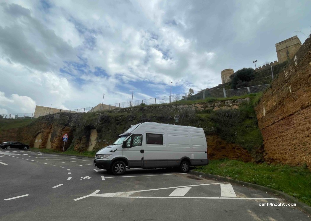 (41500) Alcalá de Guadaíra - 9 Carretera Sevilla Alcalá — foto 4