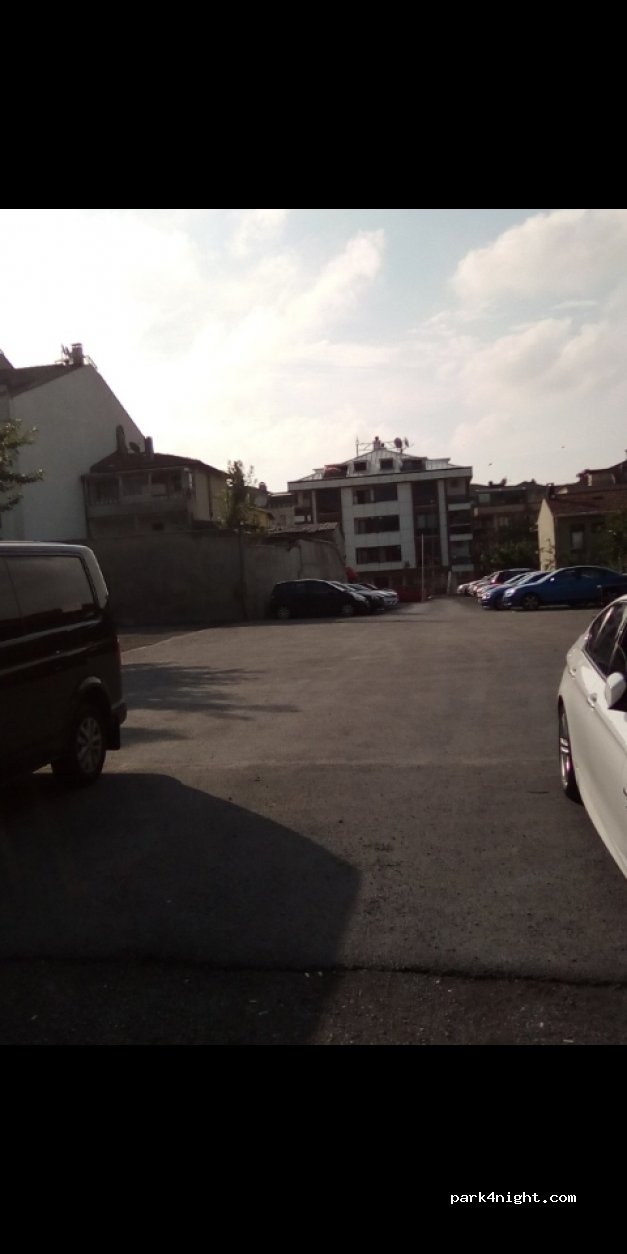 (34384)  - 13 Nazlı Sokak — foto