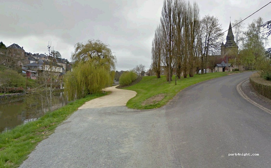 (53300) Ambrières-les-Vallées - Rue de la Varenne — foto 2