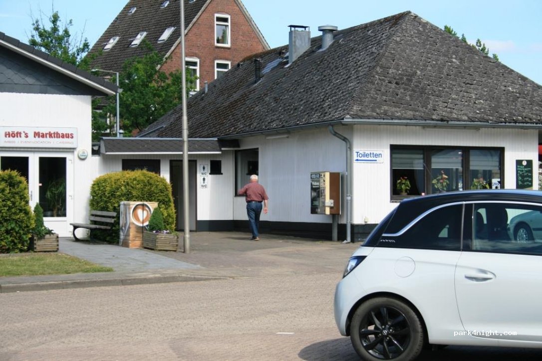 (21614) Buxtehude - 1 Pfingstmarktplatz — foto 2