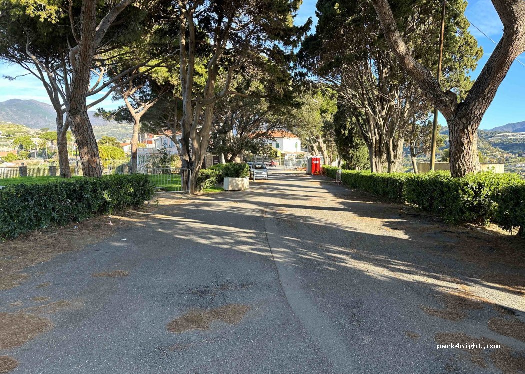 (18038) Sanremo - 75 Via Duca D'Aosta — foto 4
