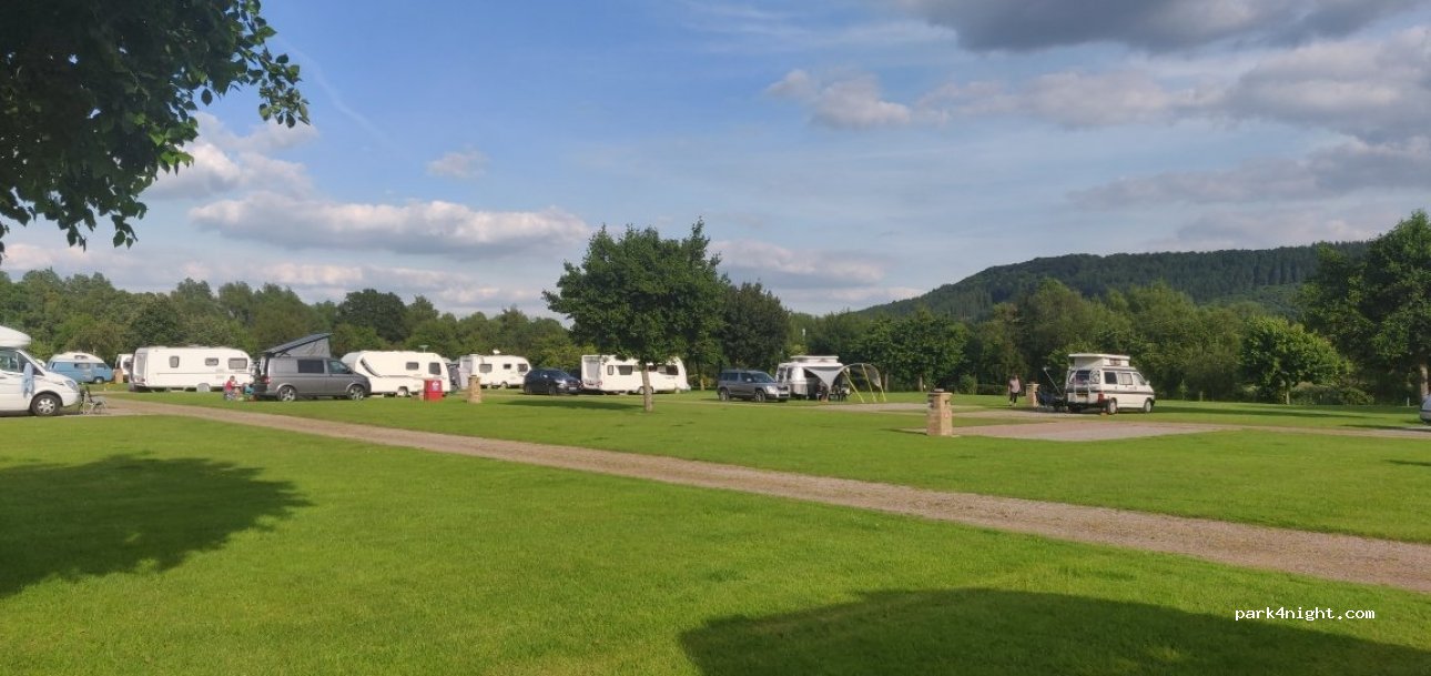 Broadmeadow Caravan Park — foto