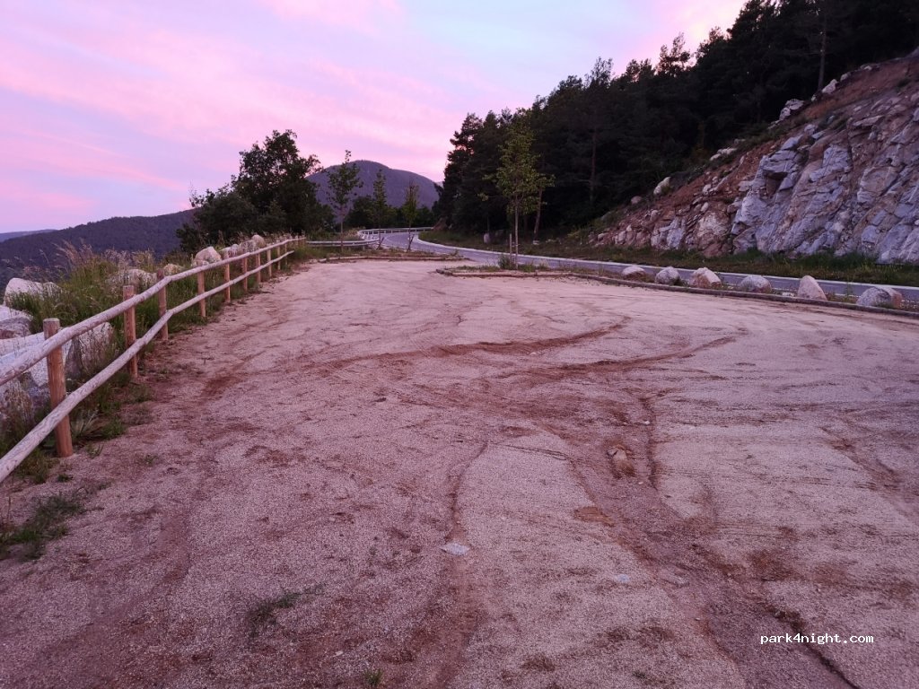 (25726) Lles de Cerdanya - 8 LV-4036 — foto