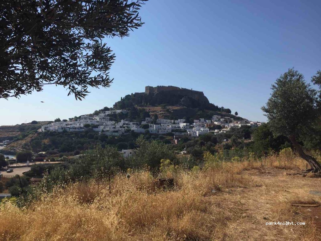 (851 07) Lindos - unnamed road — foto 2