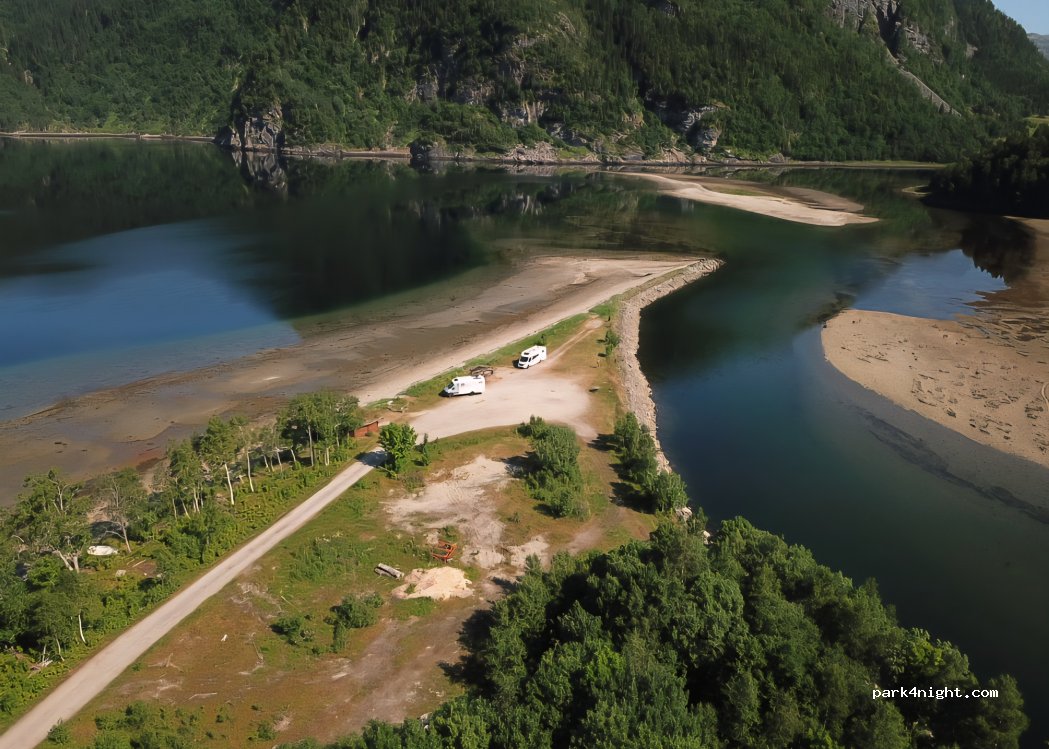(7976) Kongsmoen - Fv17 / Unnamed Road — foto 5