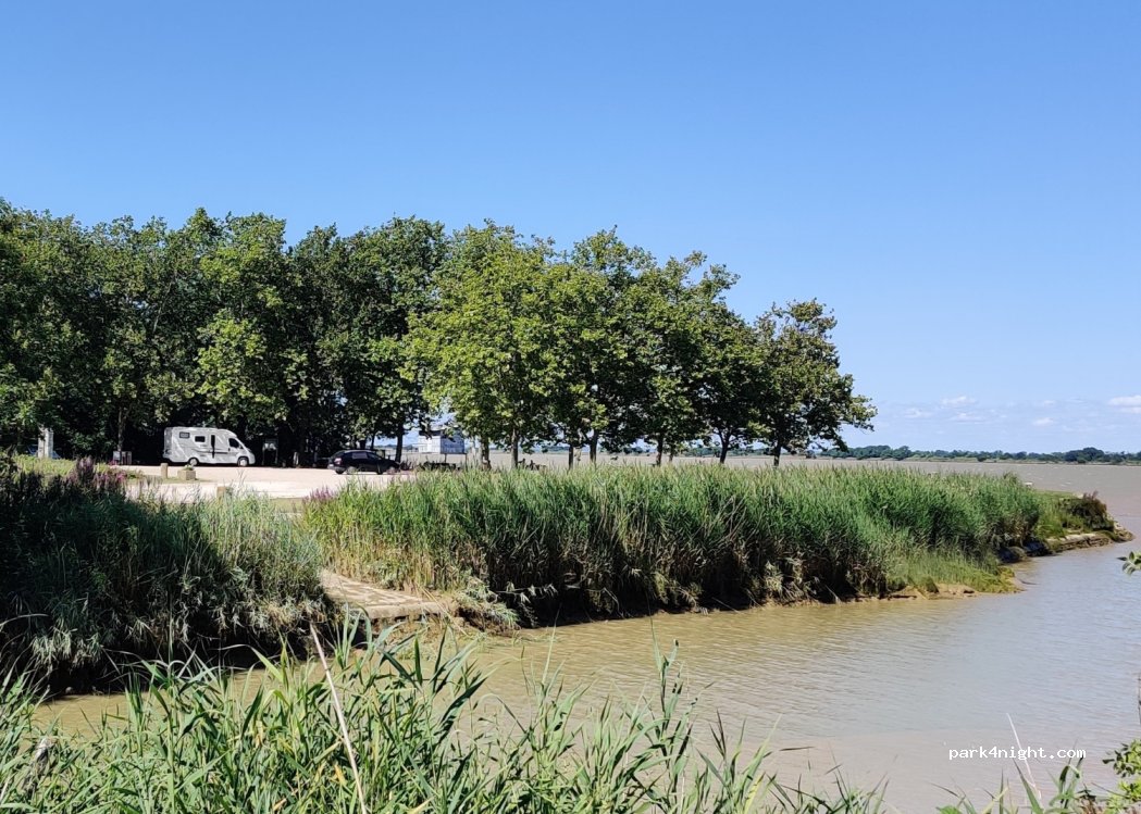 (33250) Saint-Julien-Beychevelle - 123 La Curade — foto 3