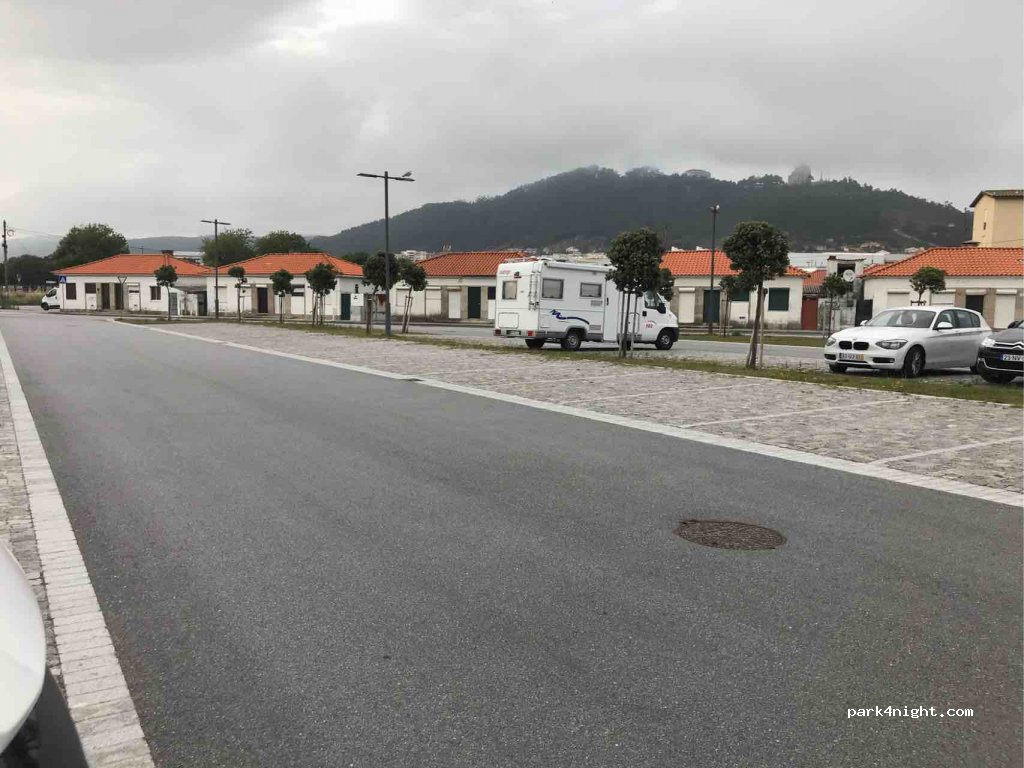 (4900-350) Viana do Castelo - 33 Avenida de Cabo Verde — foto