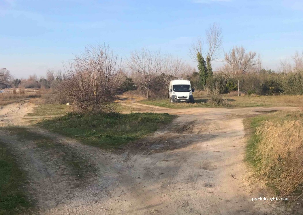 (575 00) Epanomi - Unnamed Road — foto 3