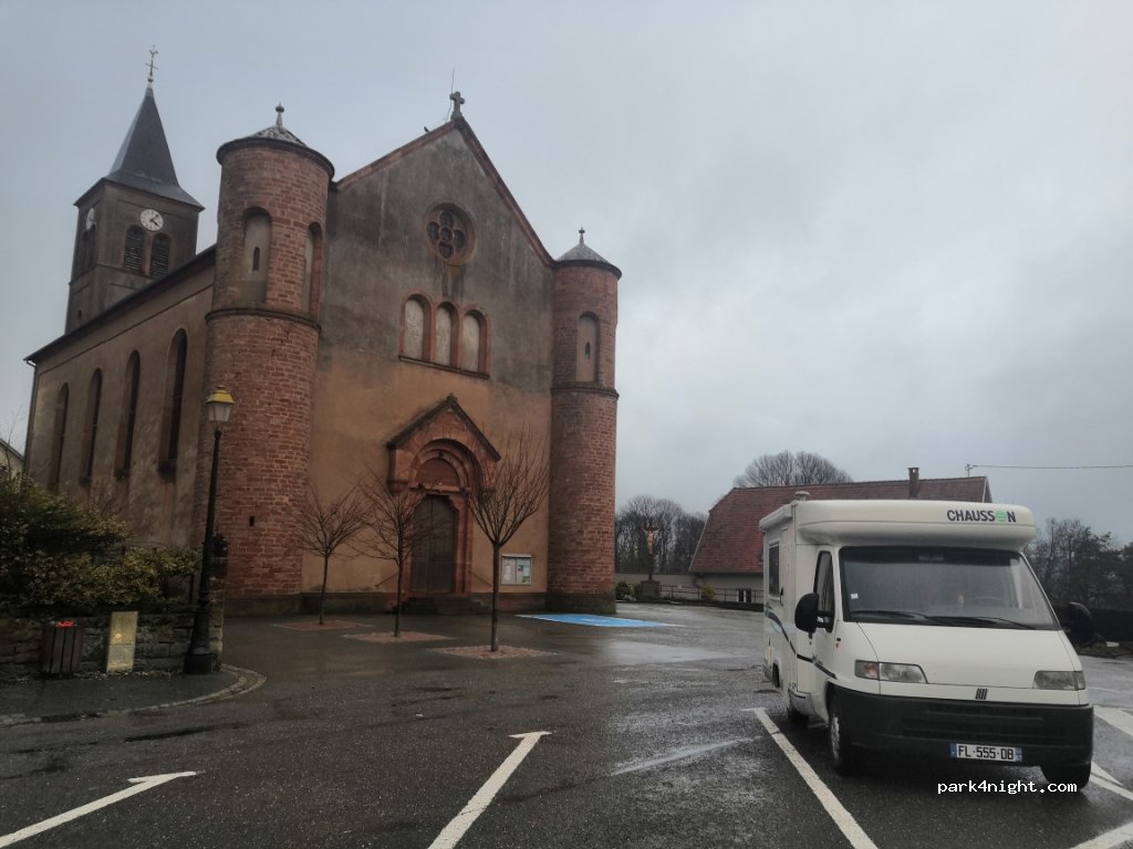 (67340) Lichtenberg - 6 Place de l'Église — foto 3