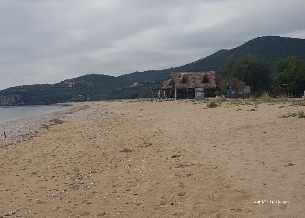 (630 78) Pirgadikia - Unnamed Road — foto 3