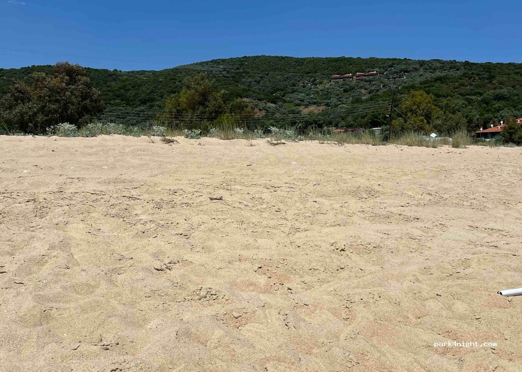 (630 78) Pirgadikia - Unnamed Road — foto 4