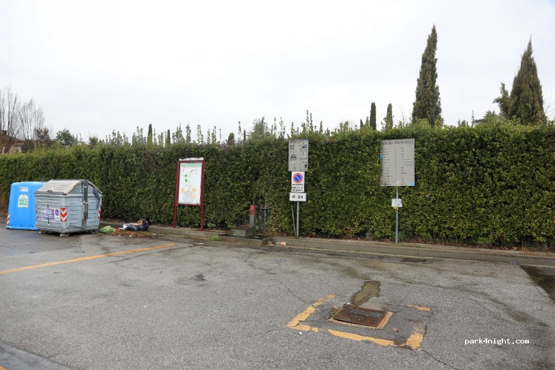 (51100) Pistoia - 28 Via delle Olimpiadi — foto 2
