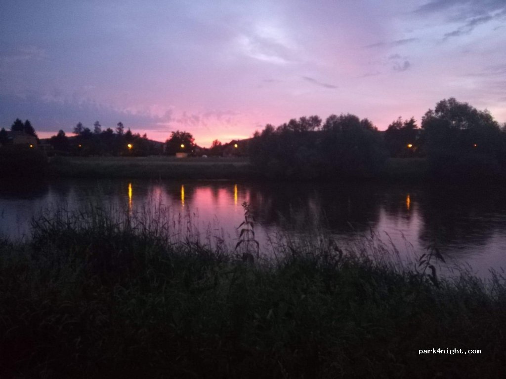 (252 29) Dobřichovice - Pod Nádražím — foto