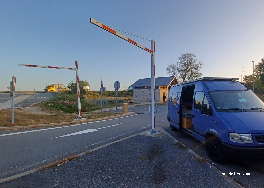 (23170) Nouhant - Route Centre Europe Atlantique — foto