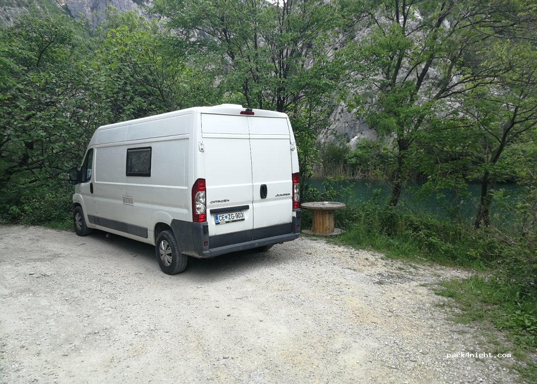(21208) Podašpilje - Unnamed Road — foto 2