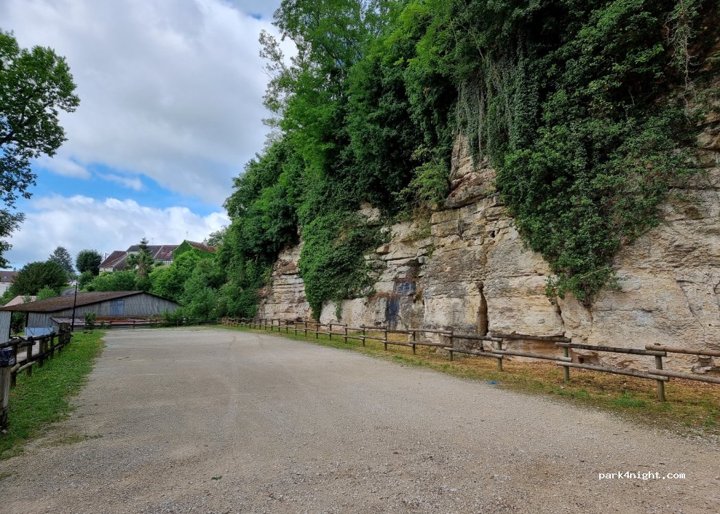 (21310) Bèze - Chemin des Grottes — foto 3