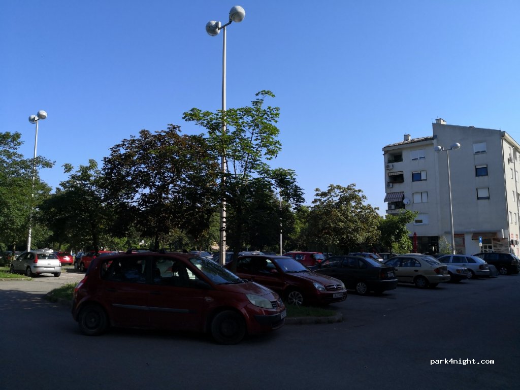 (10000) Zagreb - 24 Ulica Hinka Würtha — foto